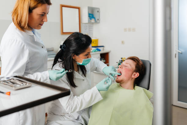 Best Emergency Tooth Extraction  in Barron, WI